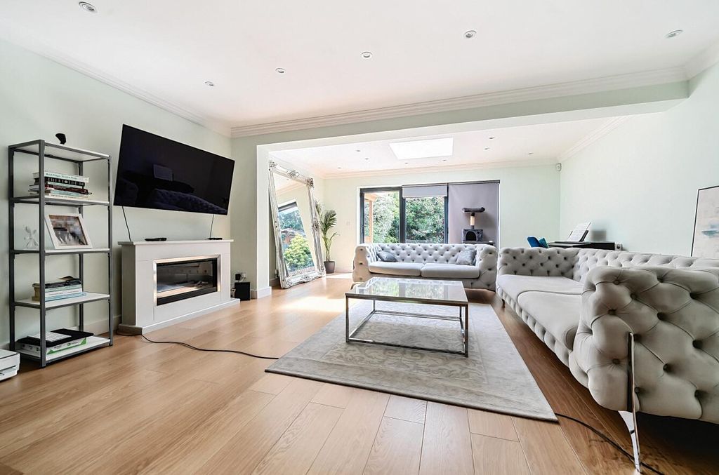 Property photo 2 of 16 1148689 (3).Jpg