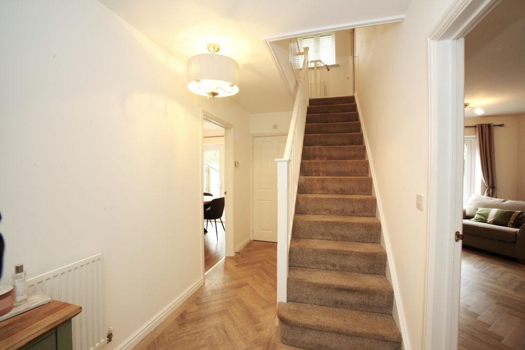 Property photo 3 of 26 Ad6Be0Ef-c665-4832-B8E0-Abbd33F1F20E.Jpeg