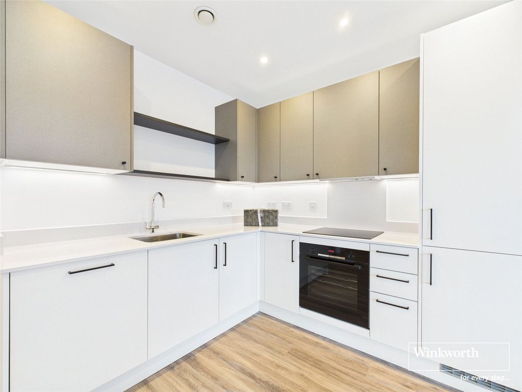 Property photo 2 of 20 Picture No. 12