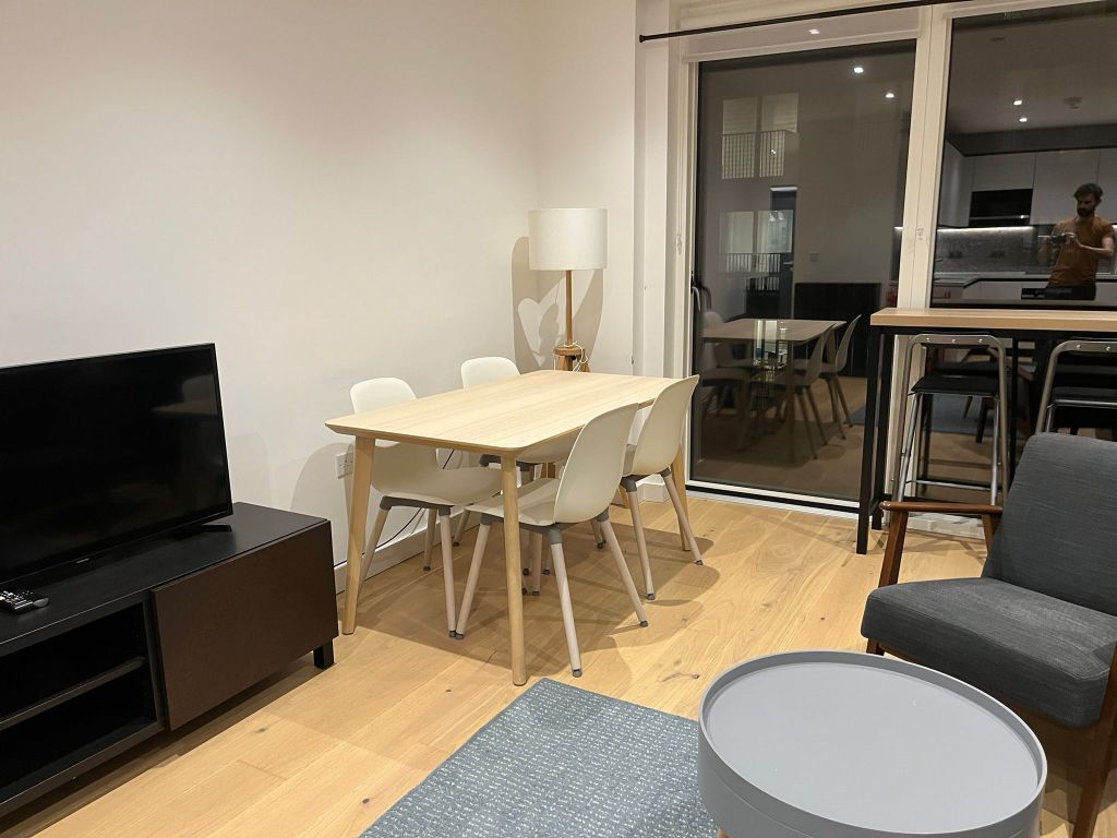 Property photo 3 of 14 5A3366d0-ee1d-4712-9Ae6-B634873c9469