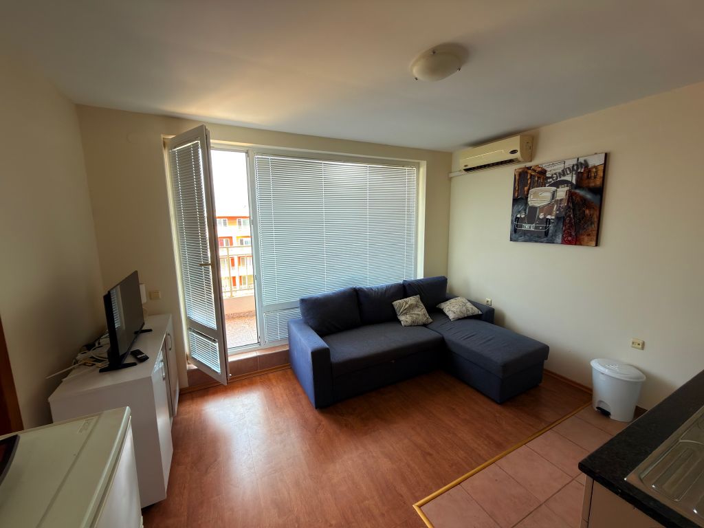 Property photo 2 of 12