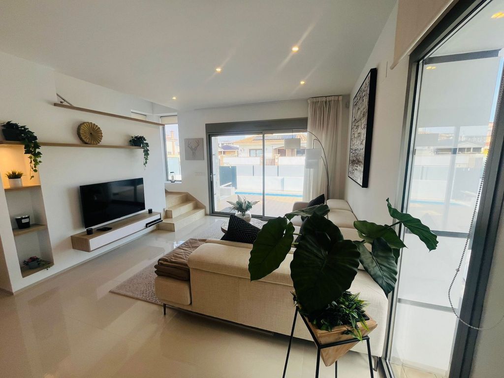 Property photo 3 of 30