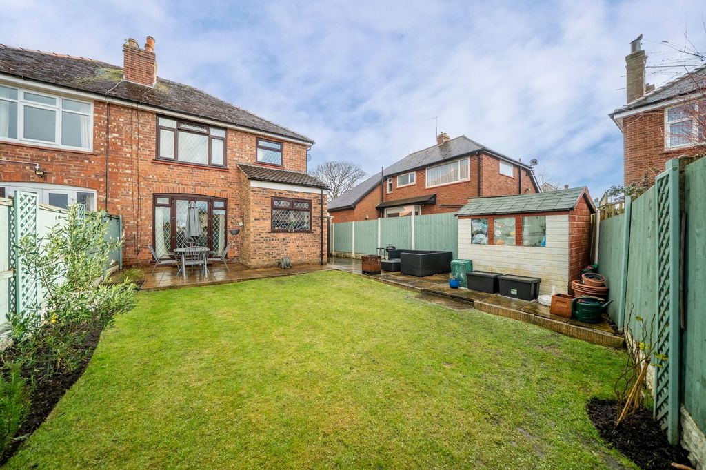 Property photo 1 of 15