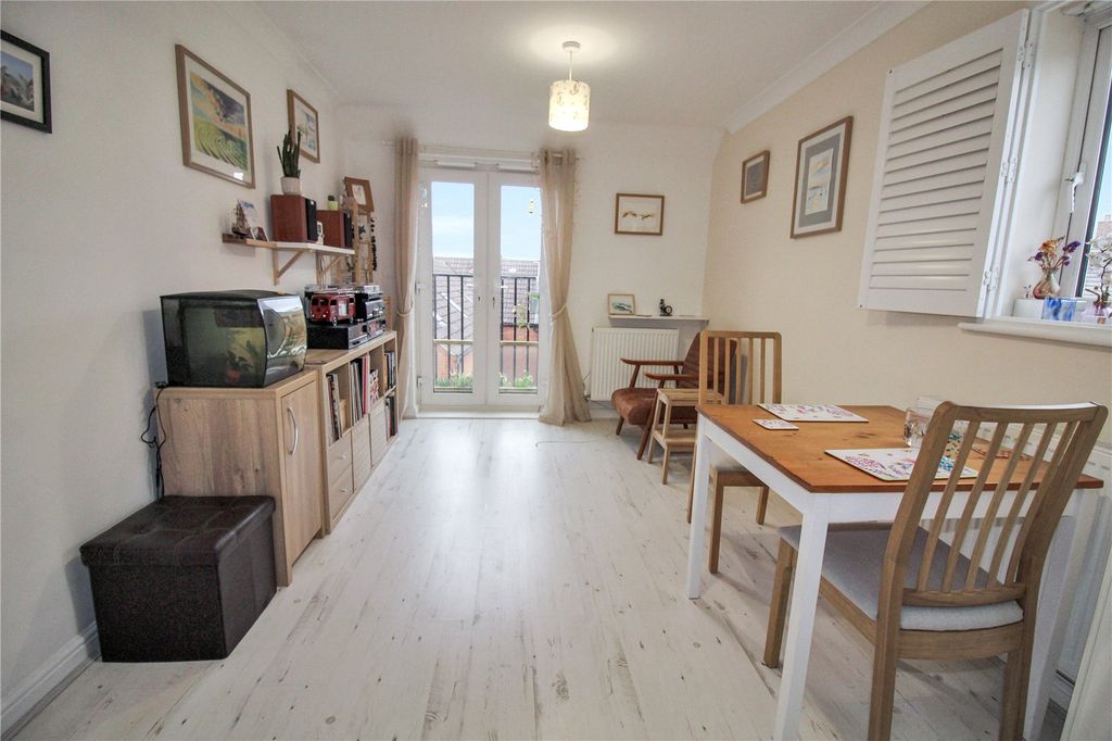 Property photo 2 of 10 Picture No. 15