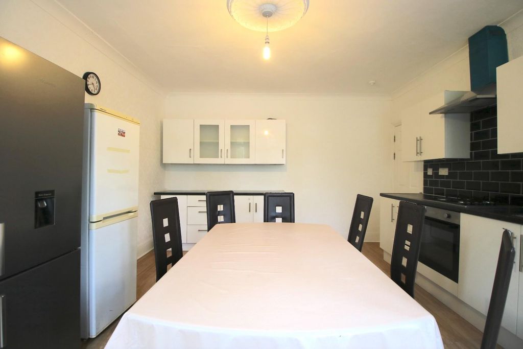 Property photo 3 of 11 Img_8114.Jpg