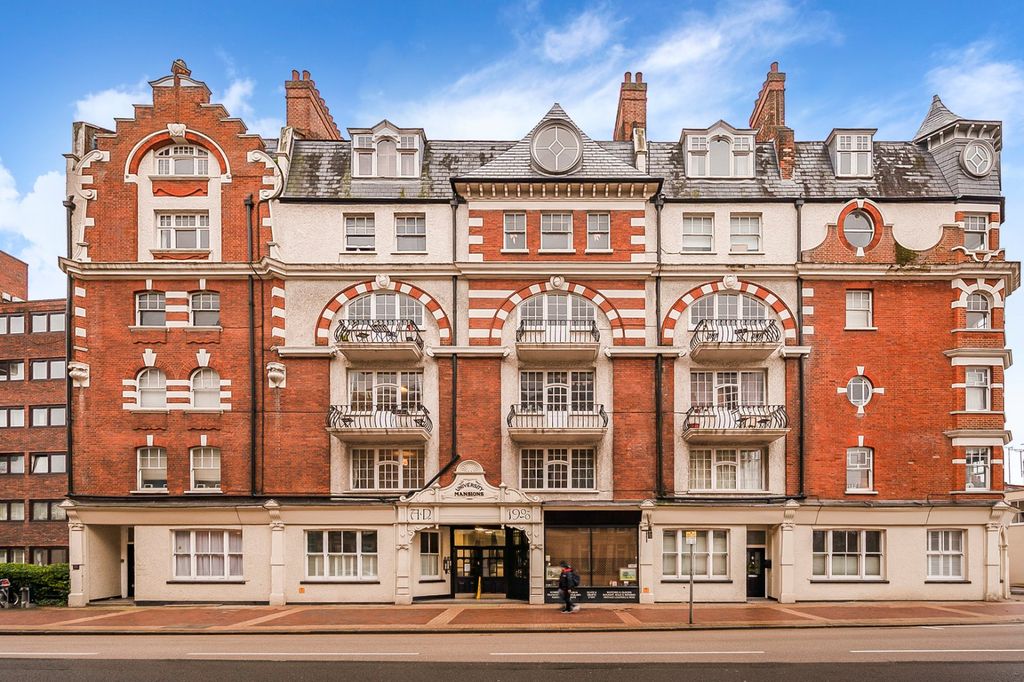 Property photo 2 of 14