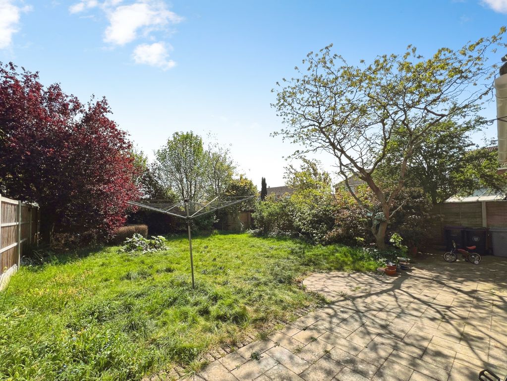 Property photo 2 of 24