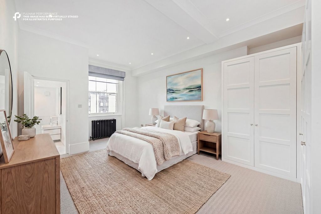 Property photo 3 of 11 Bedroom