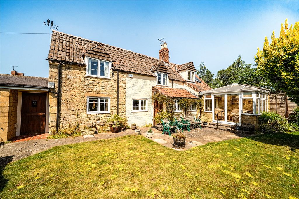 Property photo 1 of 32 Picture No. 37
