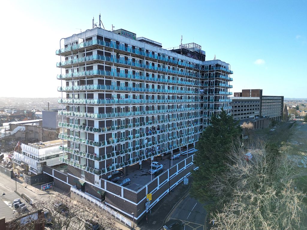 Property photo 1 of 10 Exterior