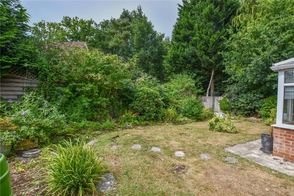Property photo 2 of 13 Picture No. 25
