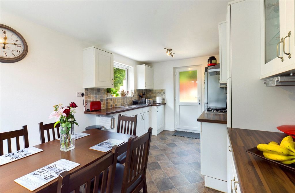 Property photo 3 of 16 Kitchen/Dining Room