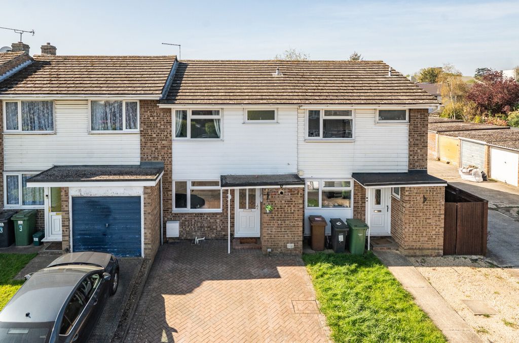 Property photo 1 of 16 Front