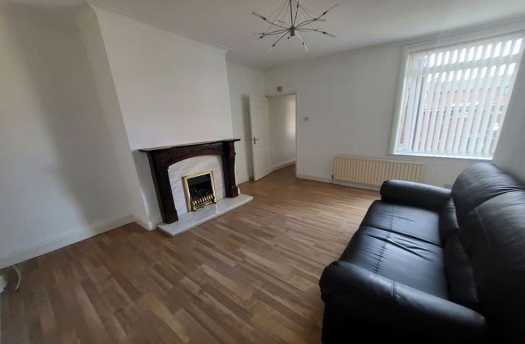 Property photo 1 of 3