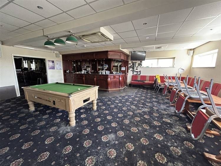 Property photo 2 of 8