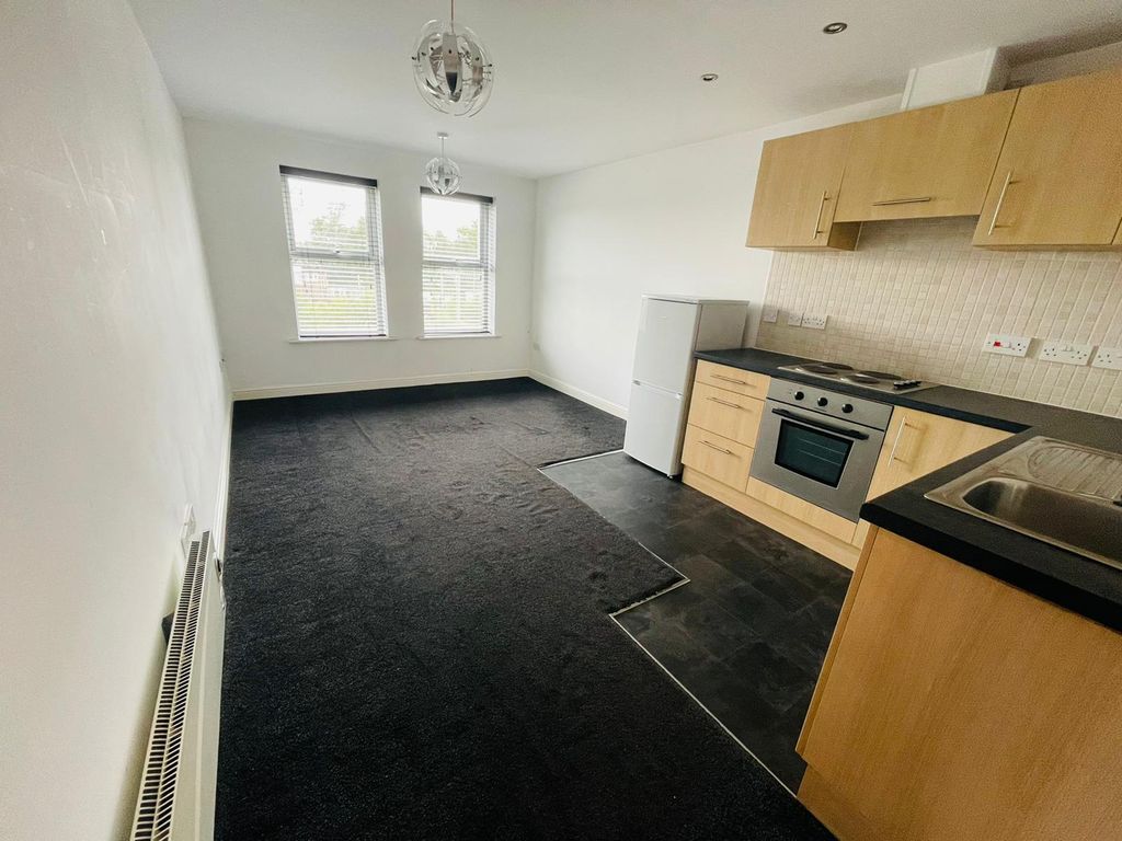 Property photo 3 of 6