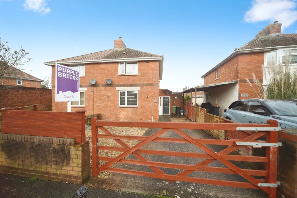 Property photo 3 of 19