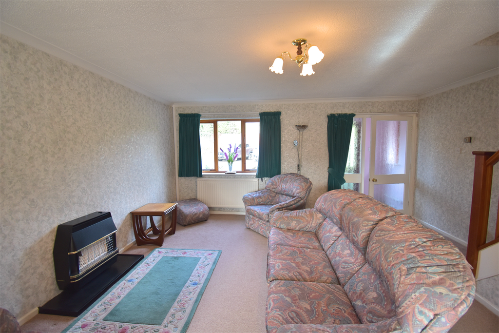 Property photo 2 of 12 Sitting Room