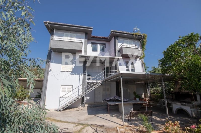Property photo 1 of 25