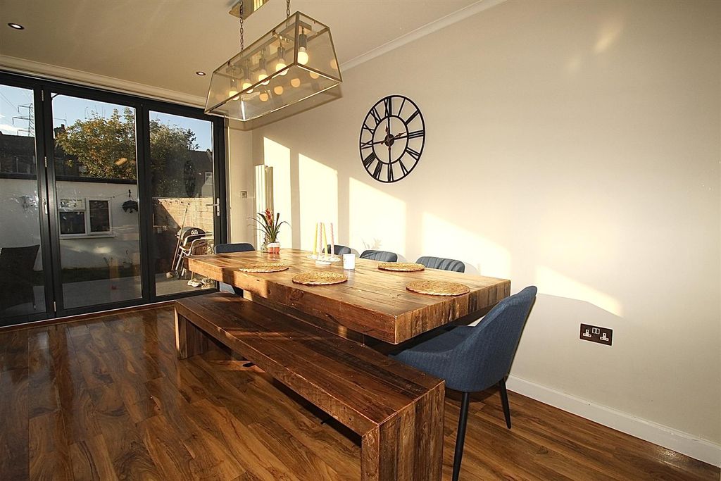 Property photo 3 of 23 Img_8158.Jpeg