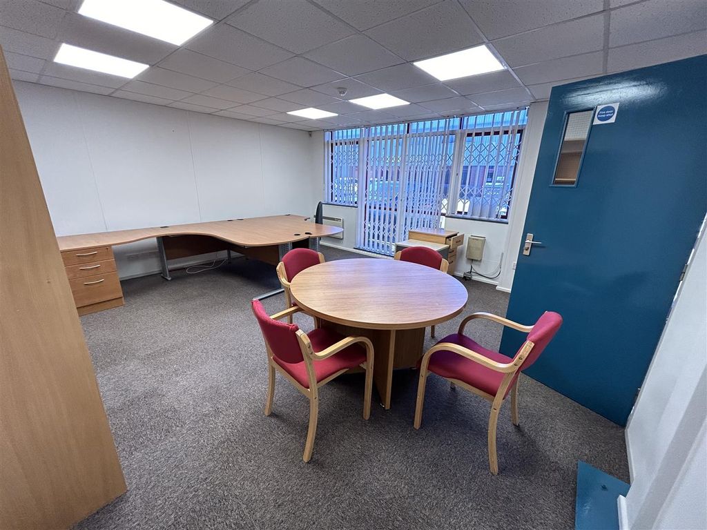 Property photo 3 of 7 Img_8293.Jpg