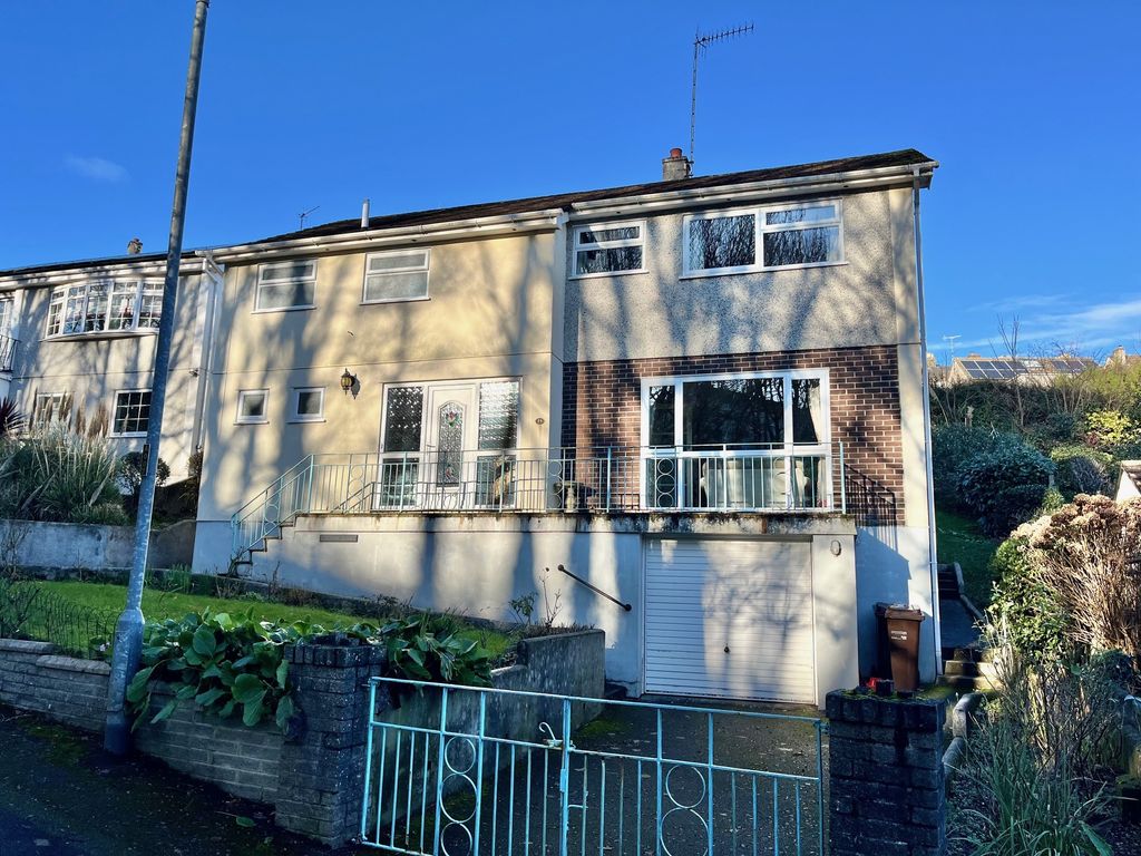 Property photo 1 of 23