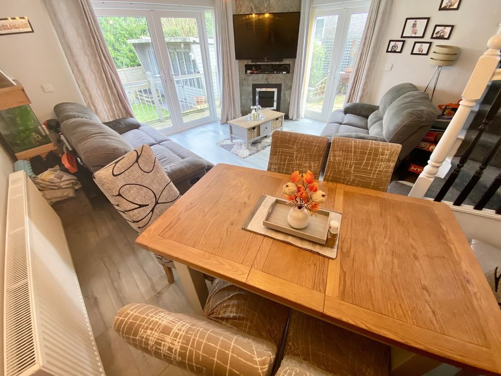 Property photo 3 of 16 Lounge-Dining Room