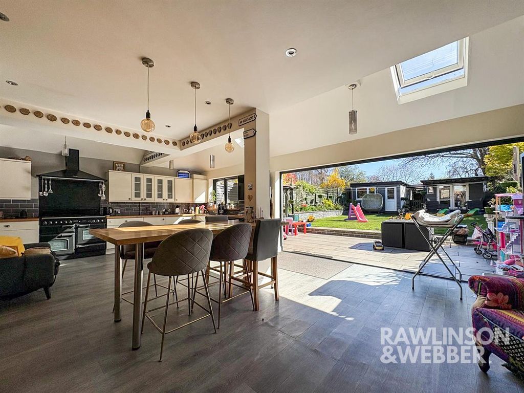 Property photo 2 of 18 Img-20250402-Wa0032.Jpg