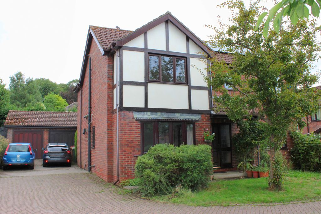 Property photo 1 of 14