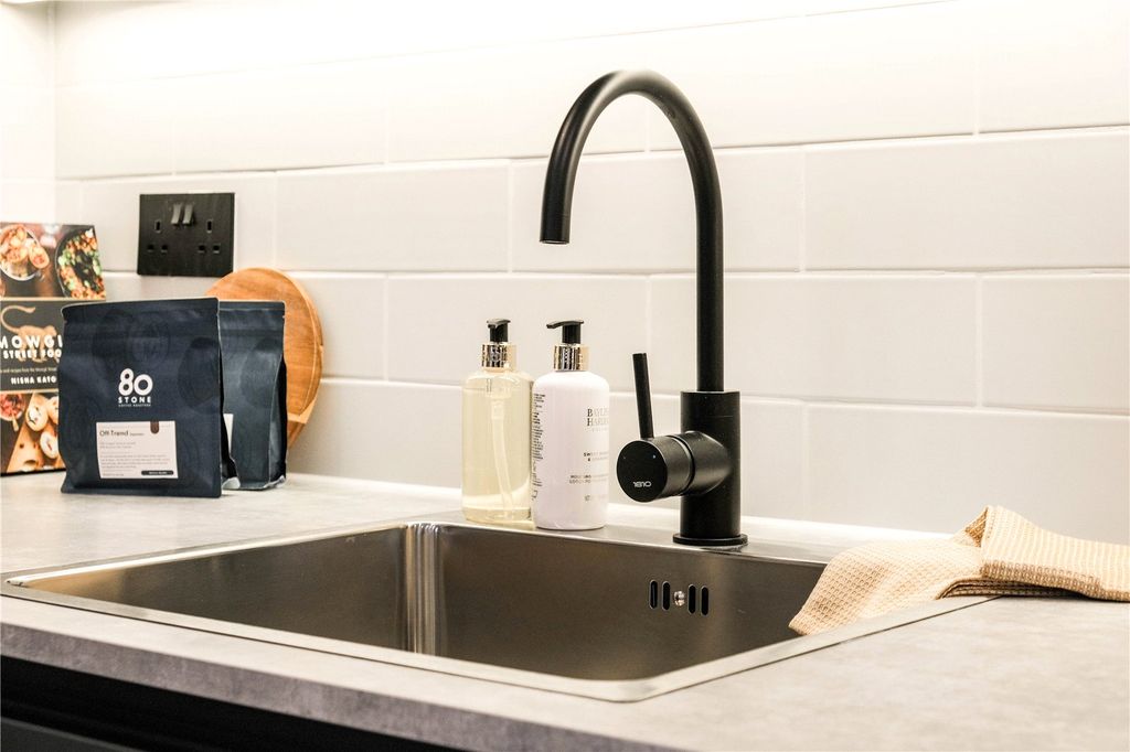 Property photo 2 of 9 Picture No. 01