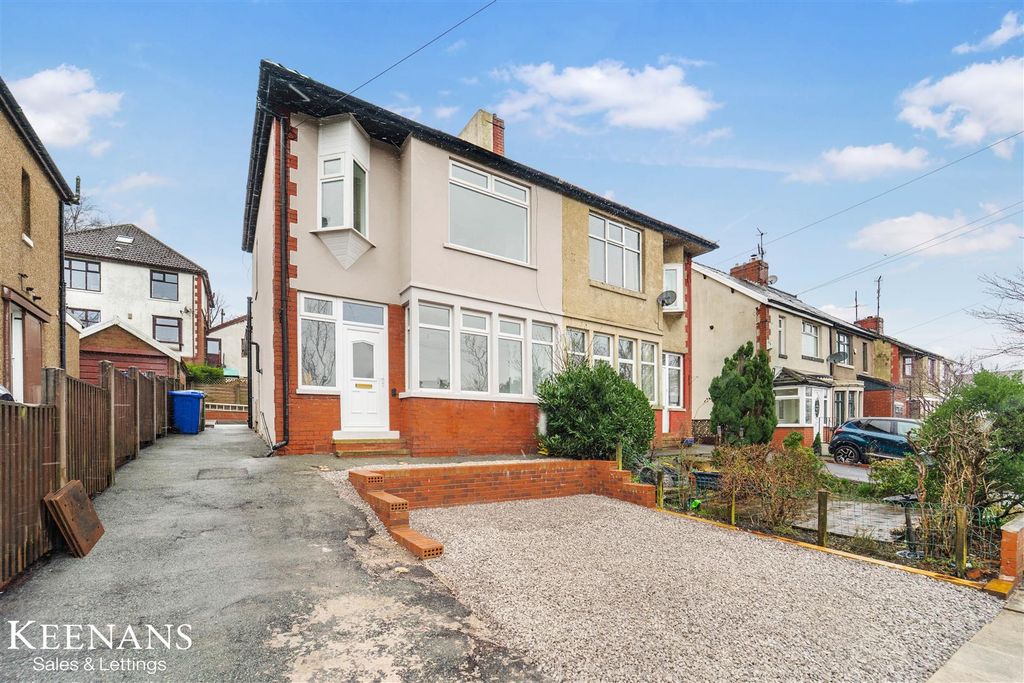 Property photo 3 of 28 3.Jpg