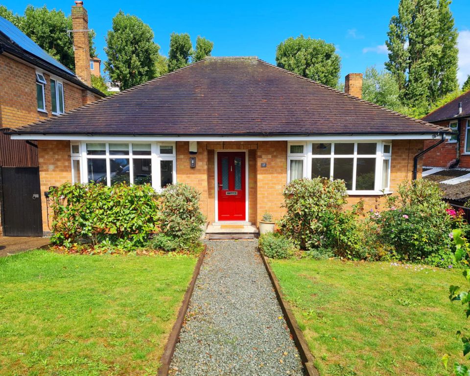 Property photo 1 of 19 Front