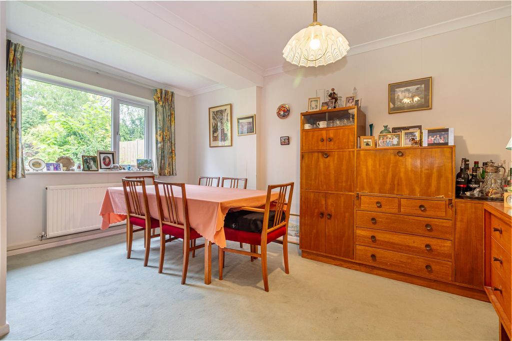 Property photo 3 of 20 Dining-Room-1.Jpg