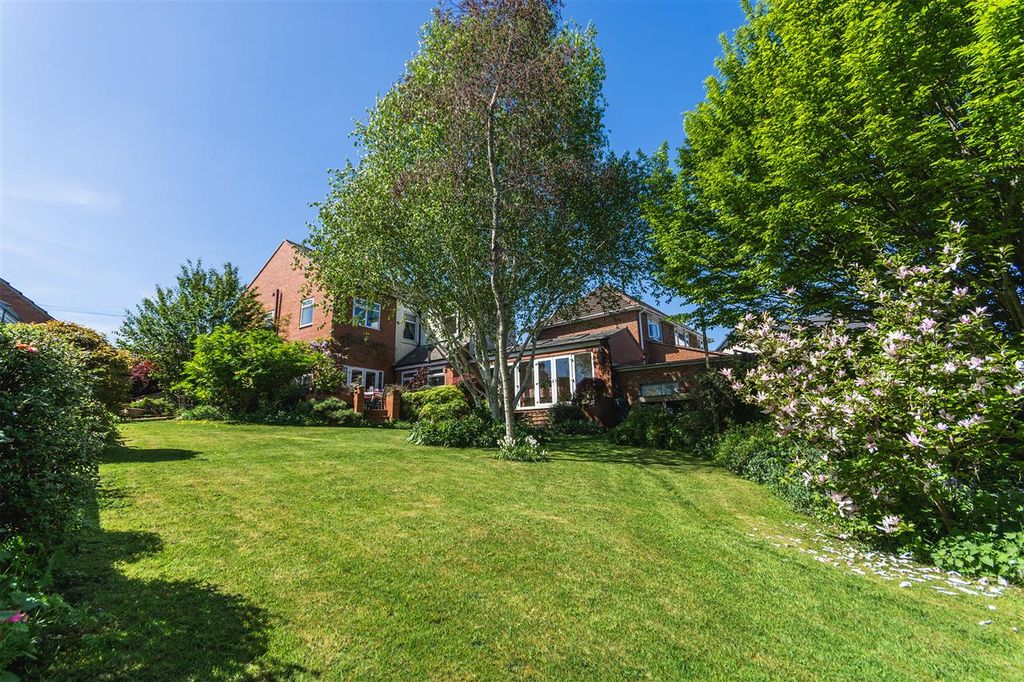 Property photo 1 of 30 Main Picture