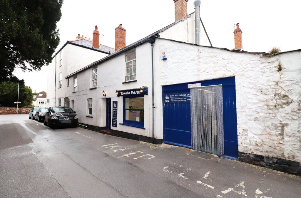 Property photo 1 of 12 Picture No. 17