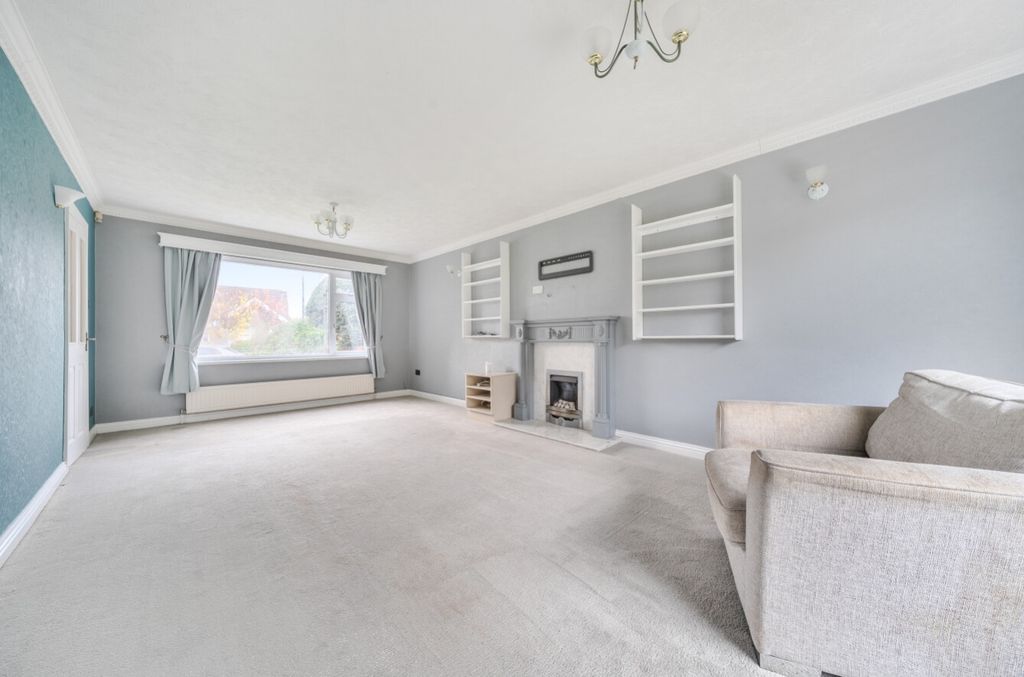 Property photo 3 of 22 1376385-10-6914863609d2F