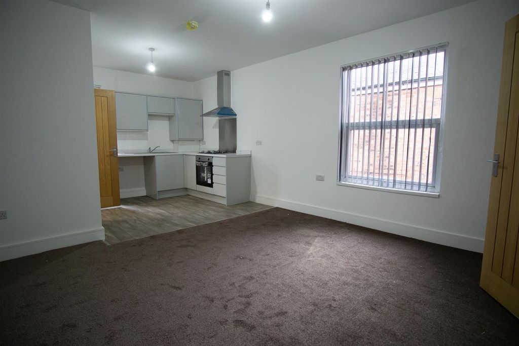 Property photo 2 of 7 Reception