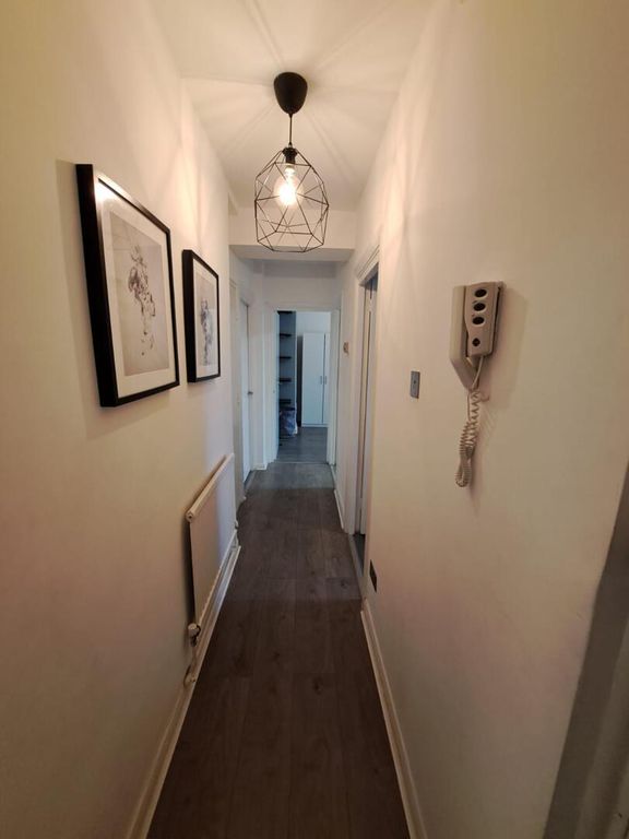 Property photo 2 of 15 Hallway