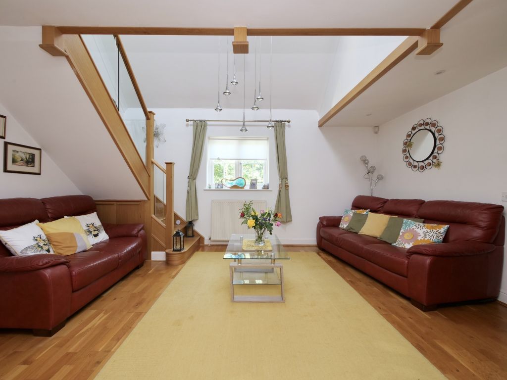 Property photo 3 of 21