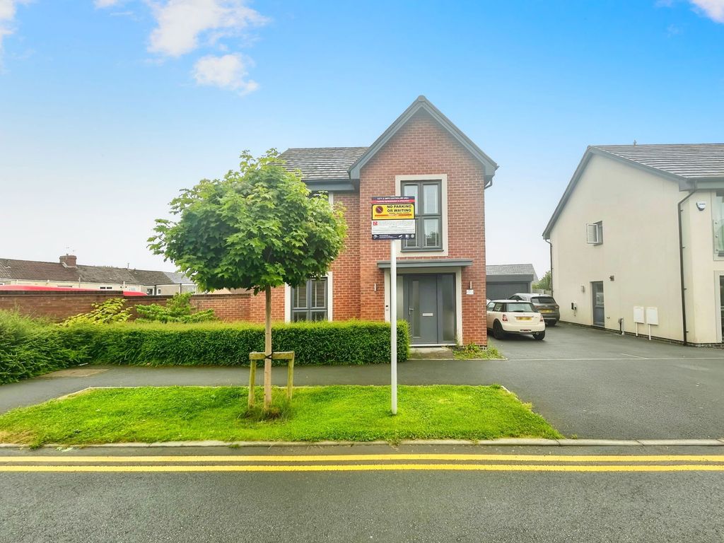 Property photo 1 of 35