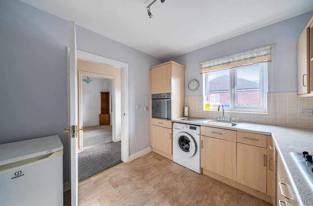 Property photo 3 of 21 1419530-14-69A584579Ac99