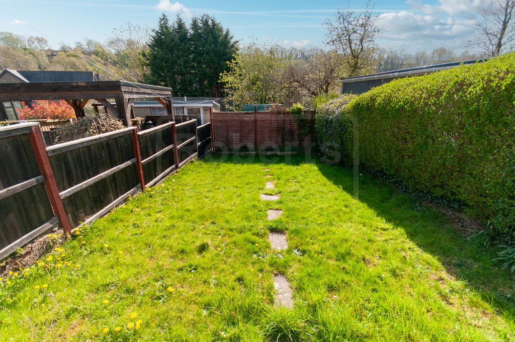 Property photo 3 of 21 Garden