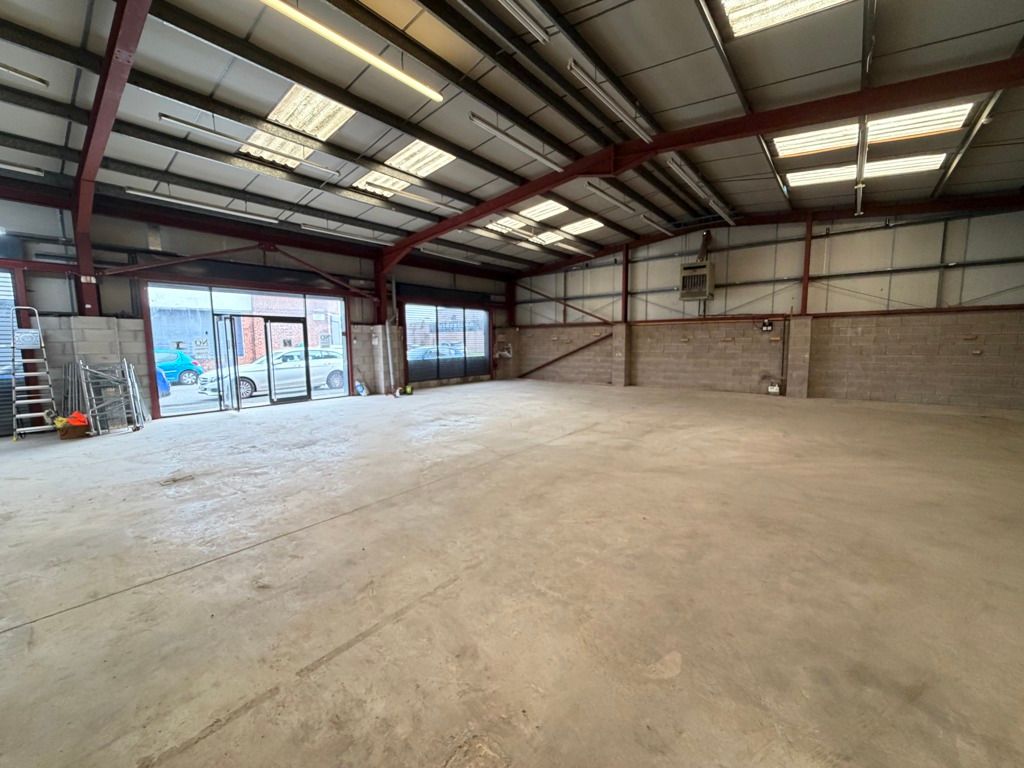 Property photo 3 of 8 Photo 12