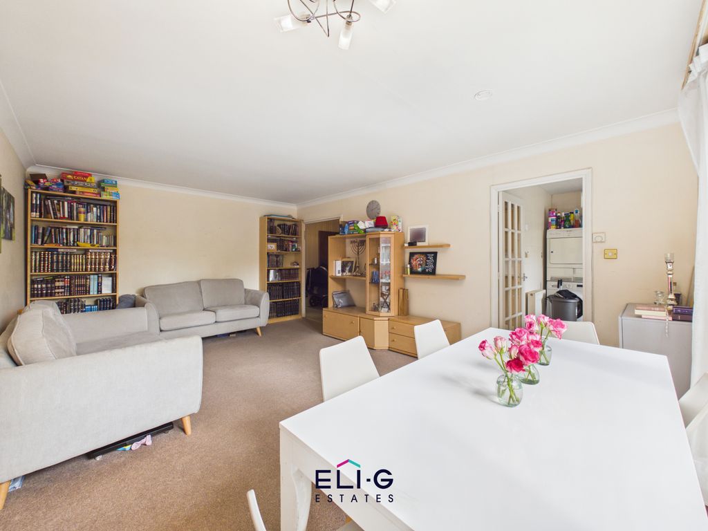 Property photo 2 of 10 Gallery