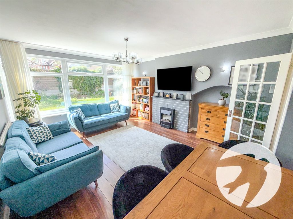 Property photo 2 of 15 Picture No. 08