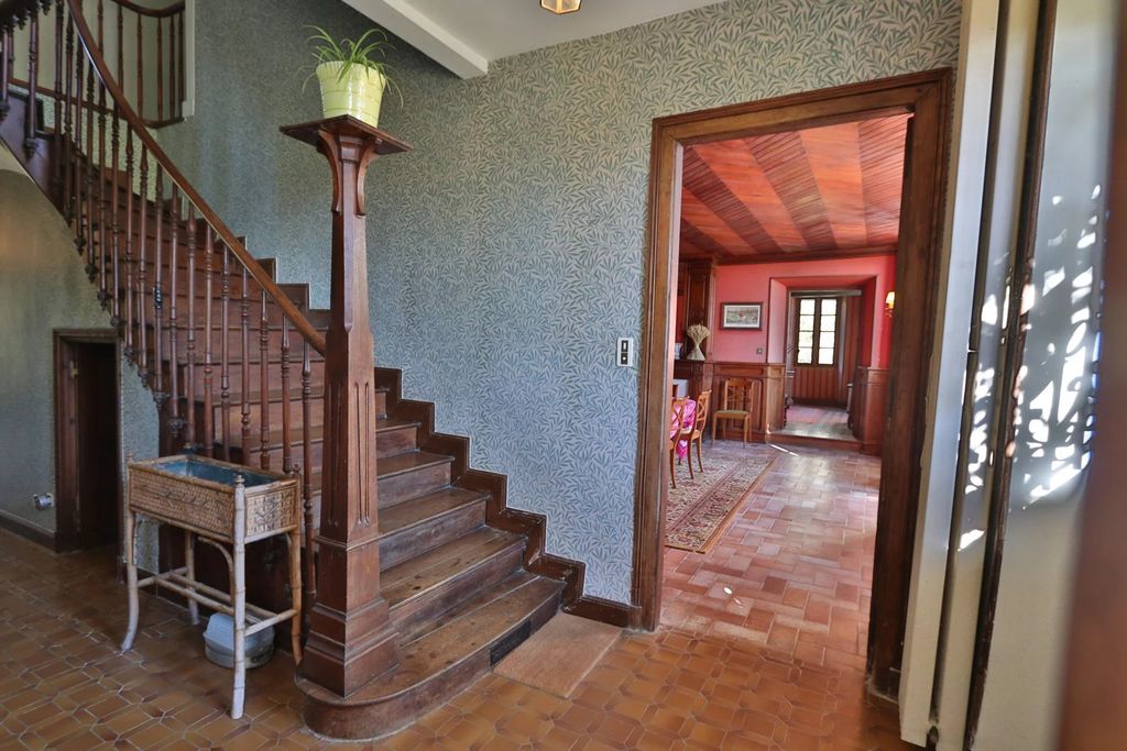 Property photo 3 of 41 De5c842E2B11F87c3129734c2Ac5d32B_Ec93B0163c_1920-Big