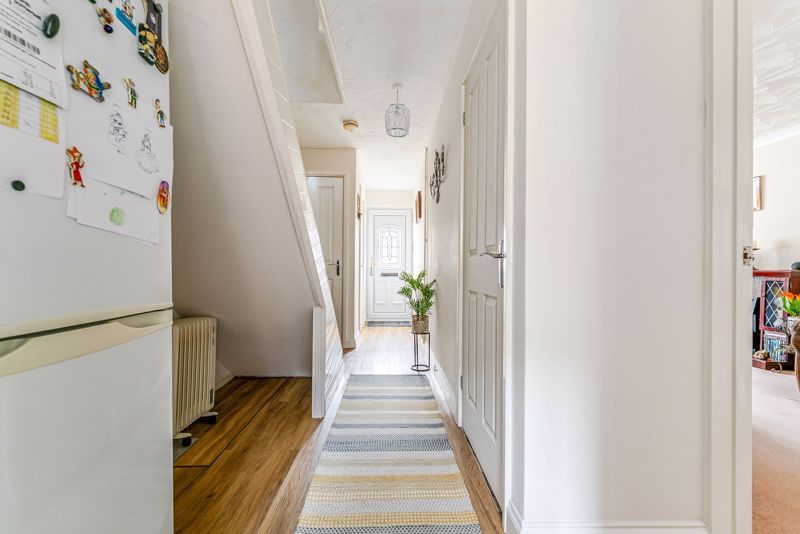 Property photo 3 of 14 Photo 8