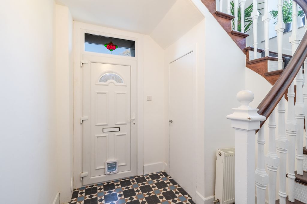 Property photo 2 of 19 Property Image 2