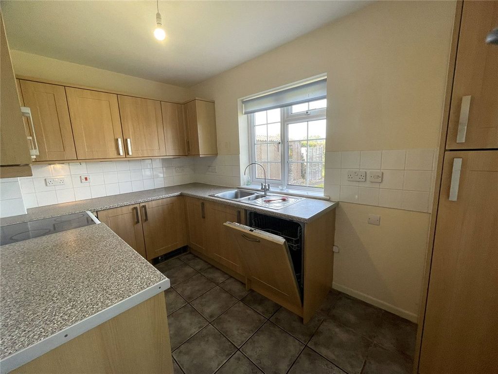 Property photo 2 of 9 Picture No. 14
