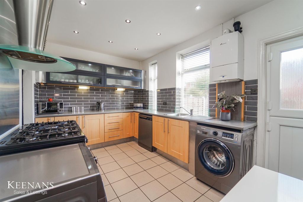 Property photo 3 of 18 3.Jpg